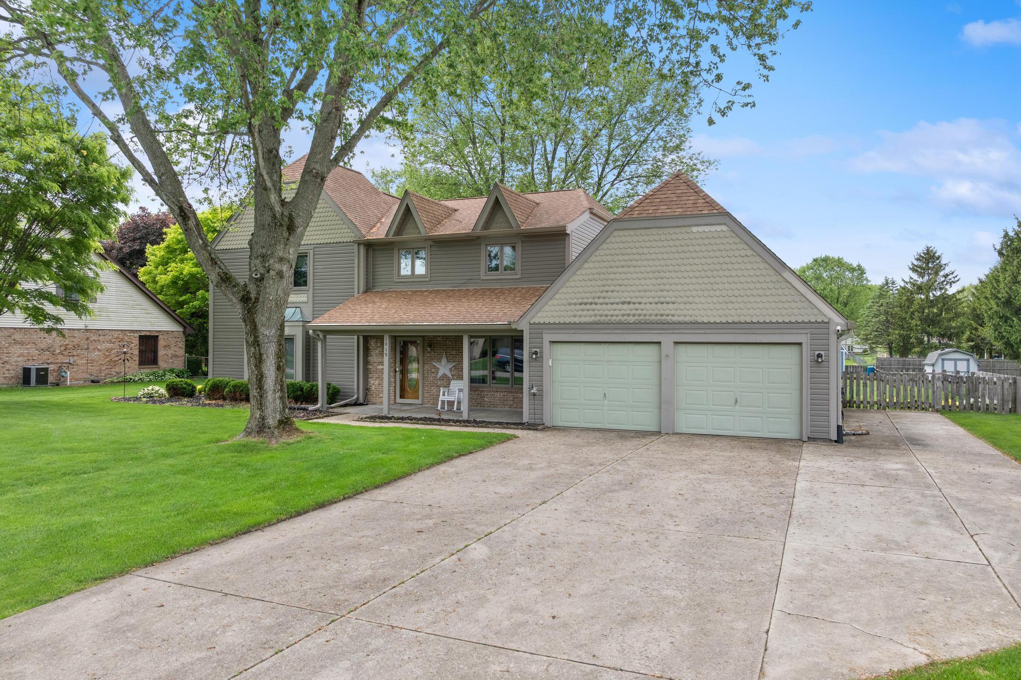 1019 Meadow Lark Drive, Enon, Ohio 45323