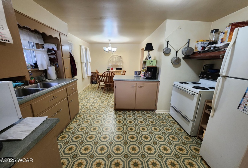 204 Jackson St Street, Bluffton, Ohio, 2 Bedrooms Bedrooms, ,1 BathroomBathrooms,Residential,For Sale,Jackson St,306892