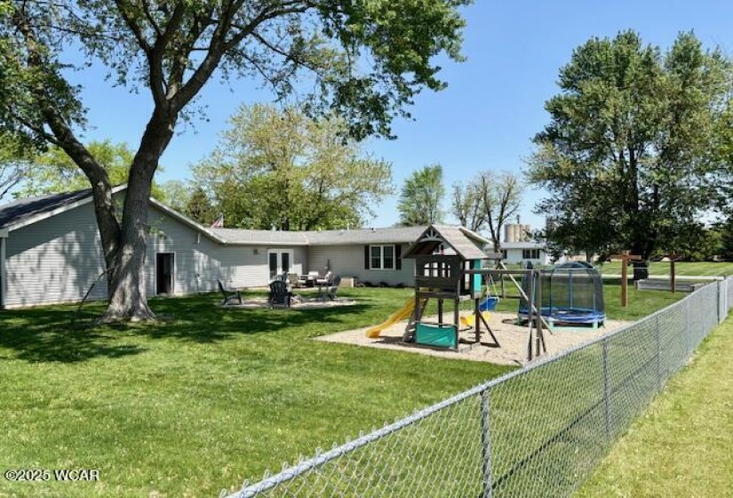 218 Westfield Drive, Middle Point, Ohio, 4 Bedrooms Bedrooms, ,2 BathroomsBathrooms,Residential,For Sale,Westfield,306899