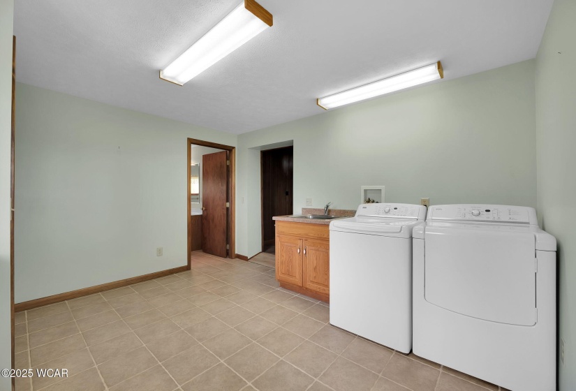 20004 US-68, Kenton, Ohio, 3 Bedrooms Bedrooms, ,2 BathroomsBathrooms,Residential,For Sale,US-68,307063