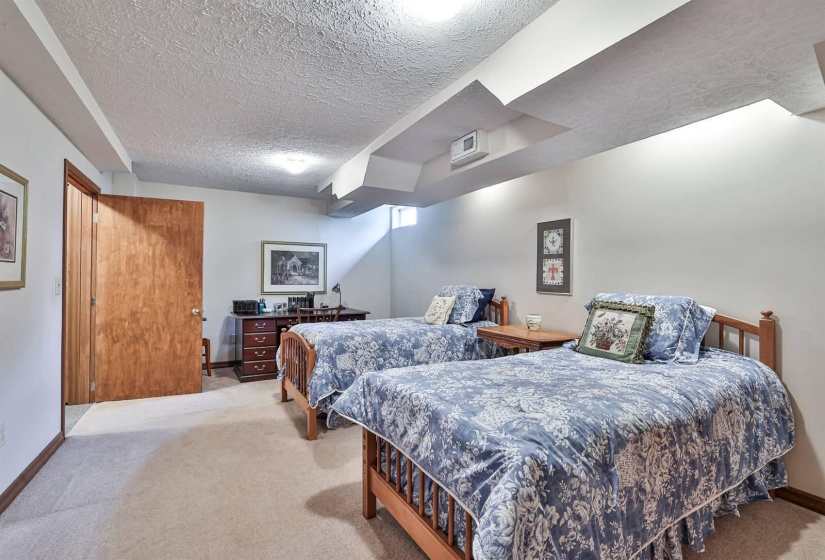 034-Bonus-Room-2
