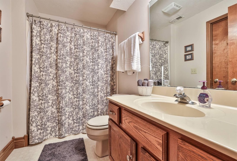 041-Bath-2