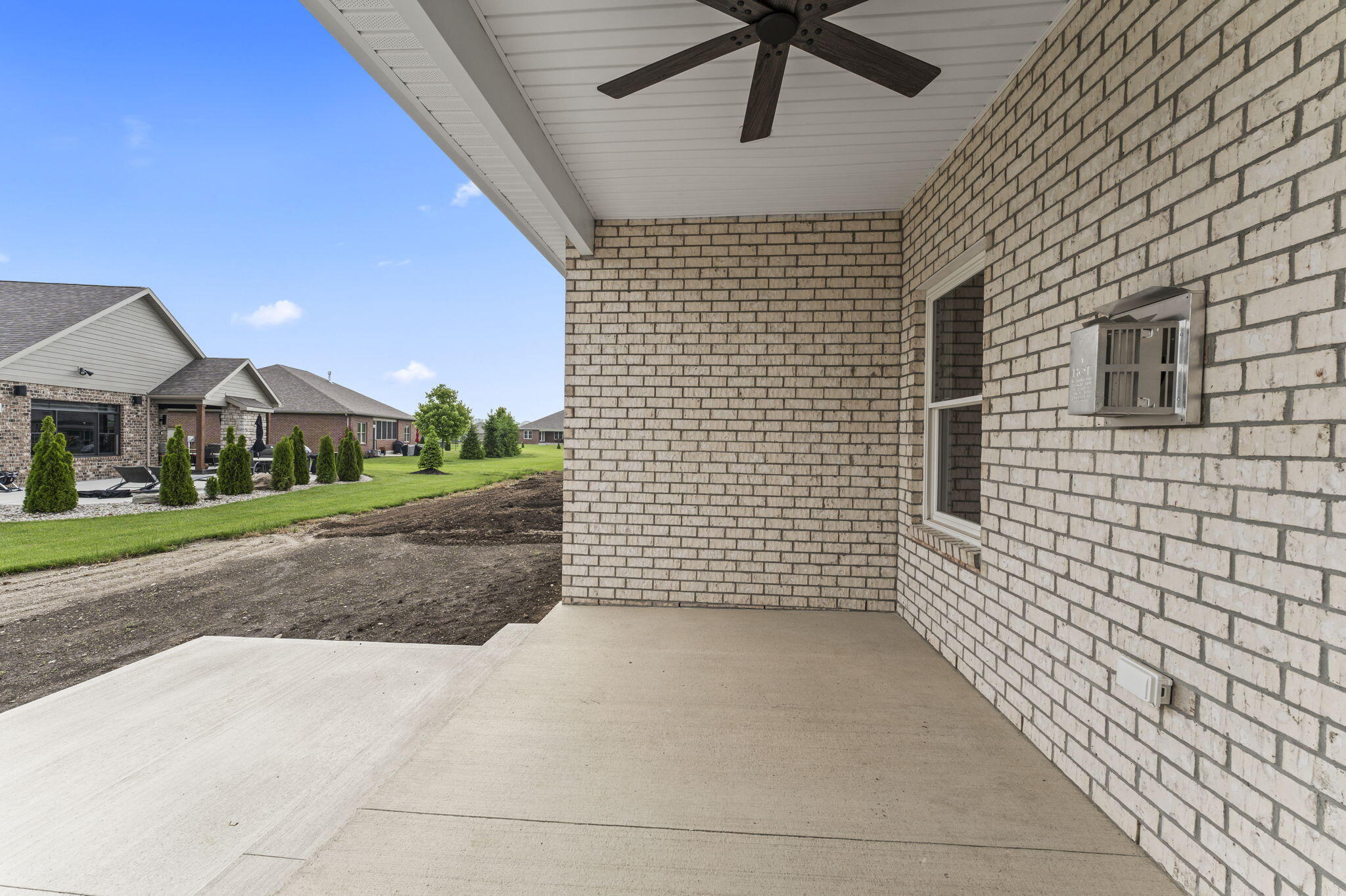 755 Bentley Circle, Troy, Ohio 45373