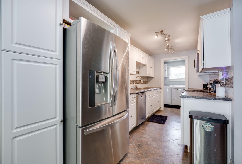 16-web-or-mls-5235-wakefield-dr