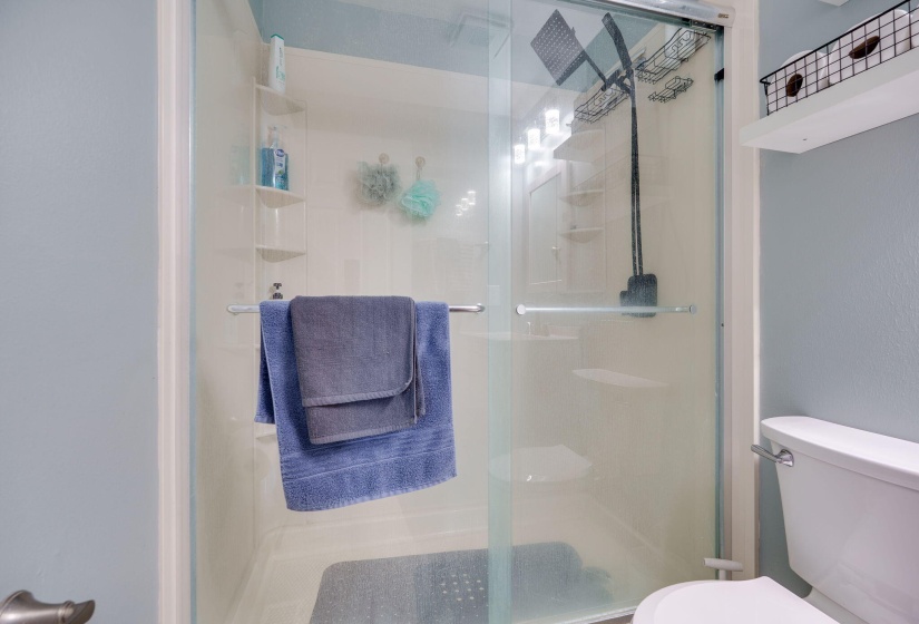 34-web-or-mls-5235-wakefield-dr