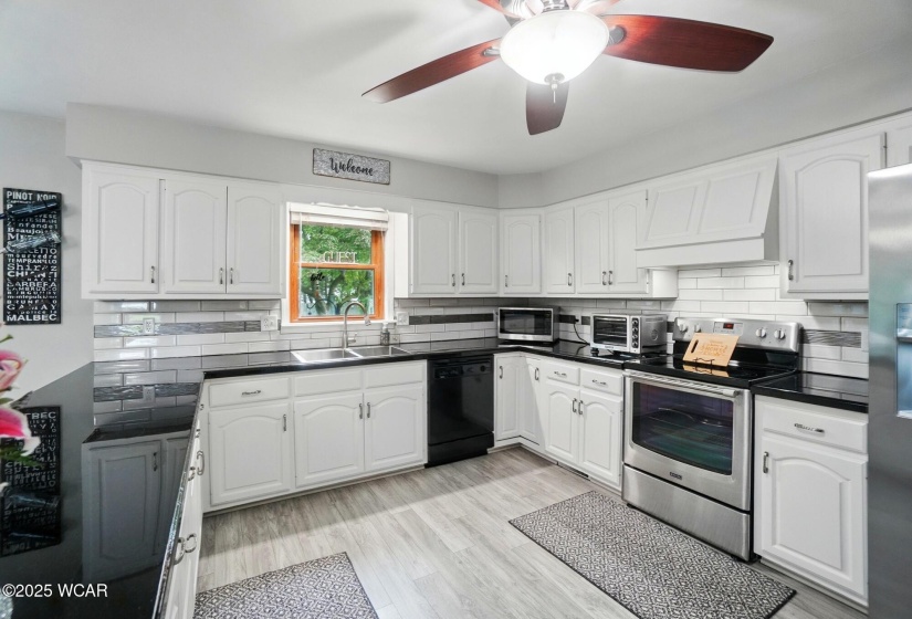 806 Atalan Trail, Lima, Ohio, 4 Bedrooms Bedrooms, ,2 BathroomsBathrooms,Residential,For Sale,Atalan,307077
