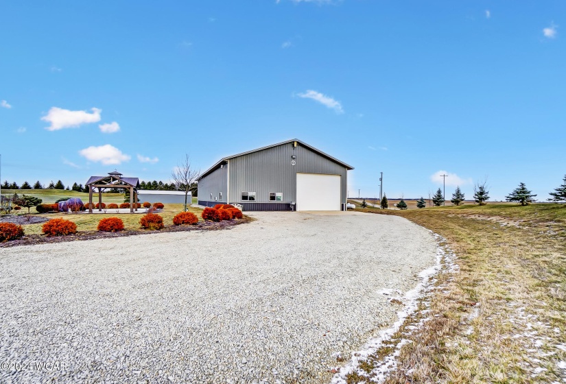 16201 Amsterdam Road, Anna, Ohio, 2 Bedrooms Bedrooms, ,1 BathroomBathrooms,Residential,For Sale,Amsterdam,305904