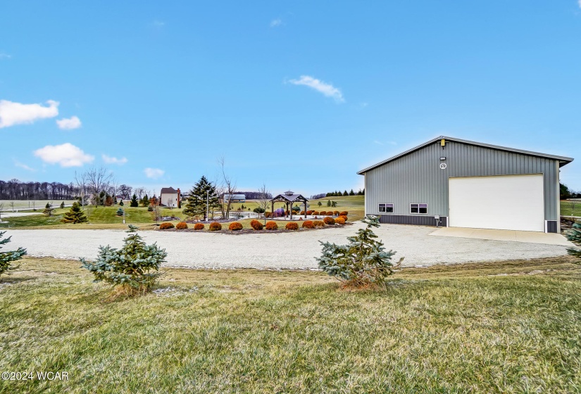 16201 Amsterdam Road, Anna, Ohio, 2 Bedrooms Bedrooms, ,1 BathroomBathrooms,Residential,For Sale,Amsterdam,305904