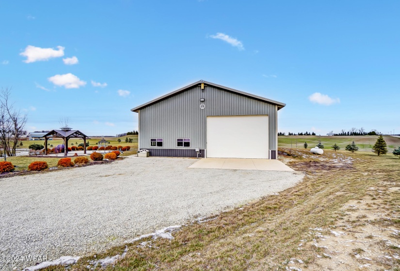 16201 Amsterdam Road, Anna, Ohio, 2 Bedrooms Bedrooms, ,1 BathroomBathrooms,Residential,For Sale,Amsterdam,305904
