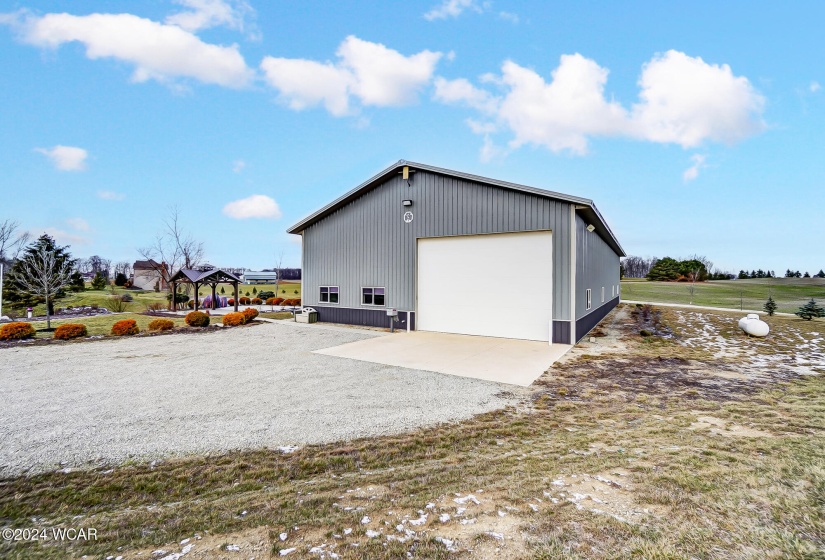 16201 Amsterdam Road, Anna, Ohio, 2 Bedrooms Bedrooms, ,1 BathroomBathrooms,Residential,For Sale,Amsterdam,305904