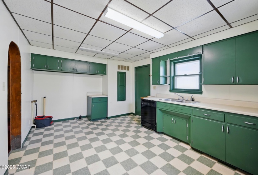 100 South Street, Columbus Grove, Ohio, 3 Bedrooms Bedrooms, ,1 BathroomBathrooms,Residential,For Sale,South,307081