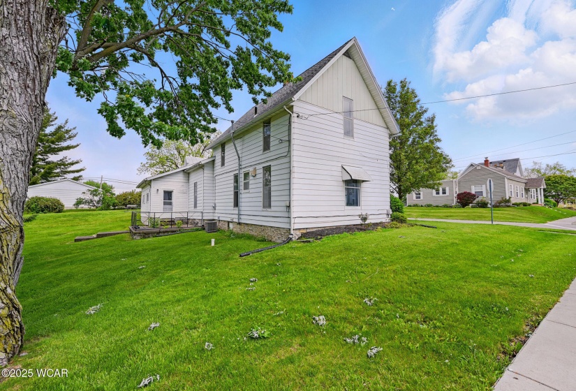 100 South Street, Columbus Grove, Ohio, 3 Bedrooms Bedrooms, ,1 BathroomBathrooms,Residential,For Sale,South,307081