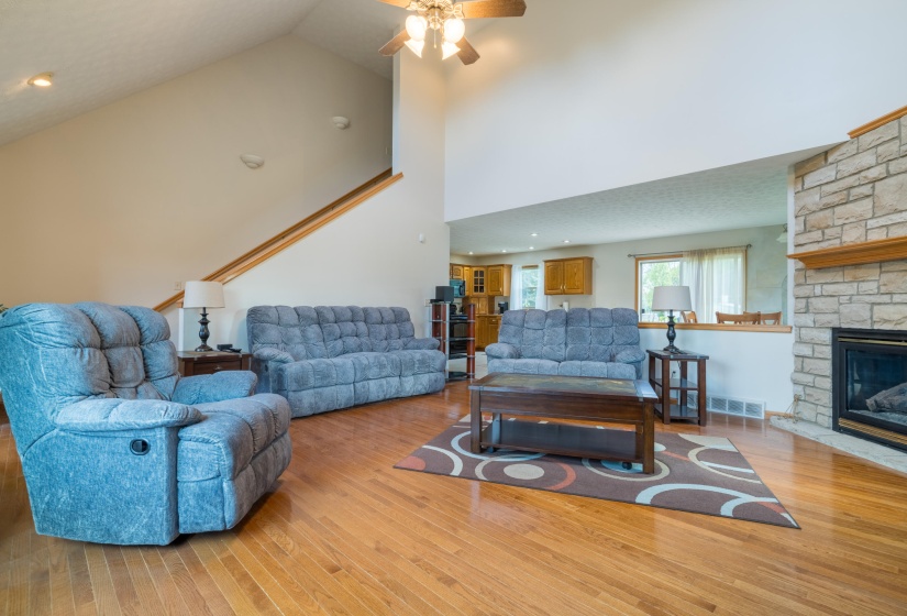 _7R52763-HDR