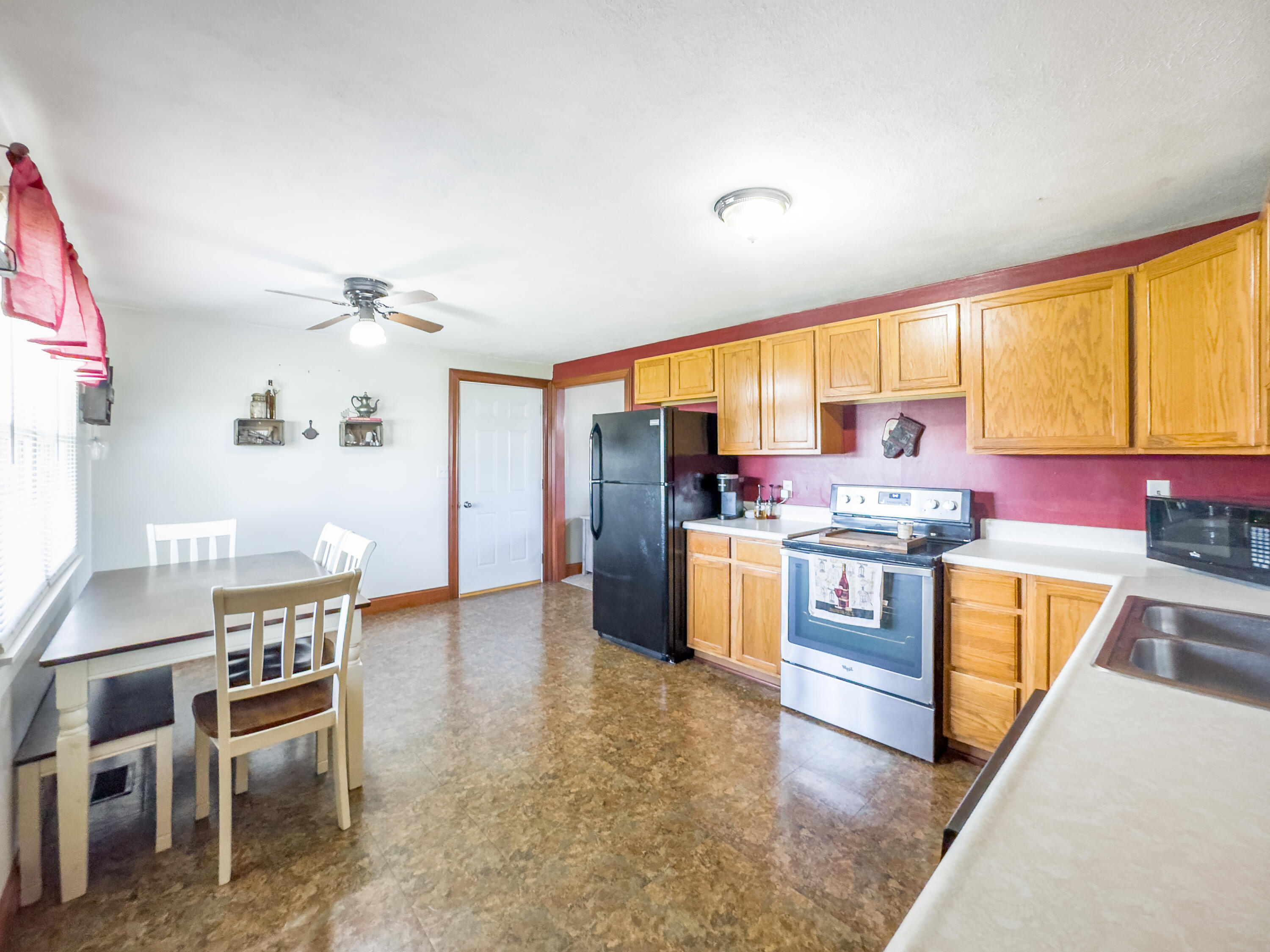 617 Jackson Street, Jackson Center, Ohio 45334