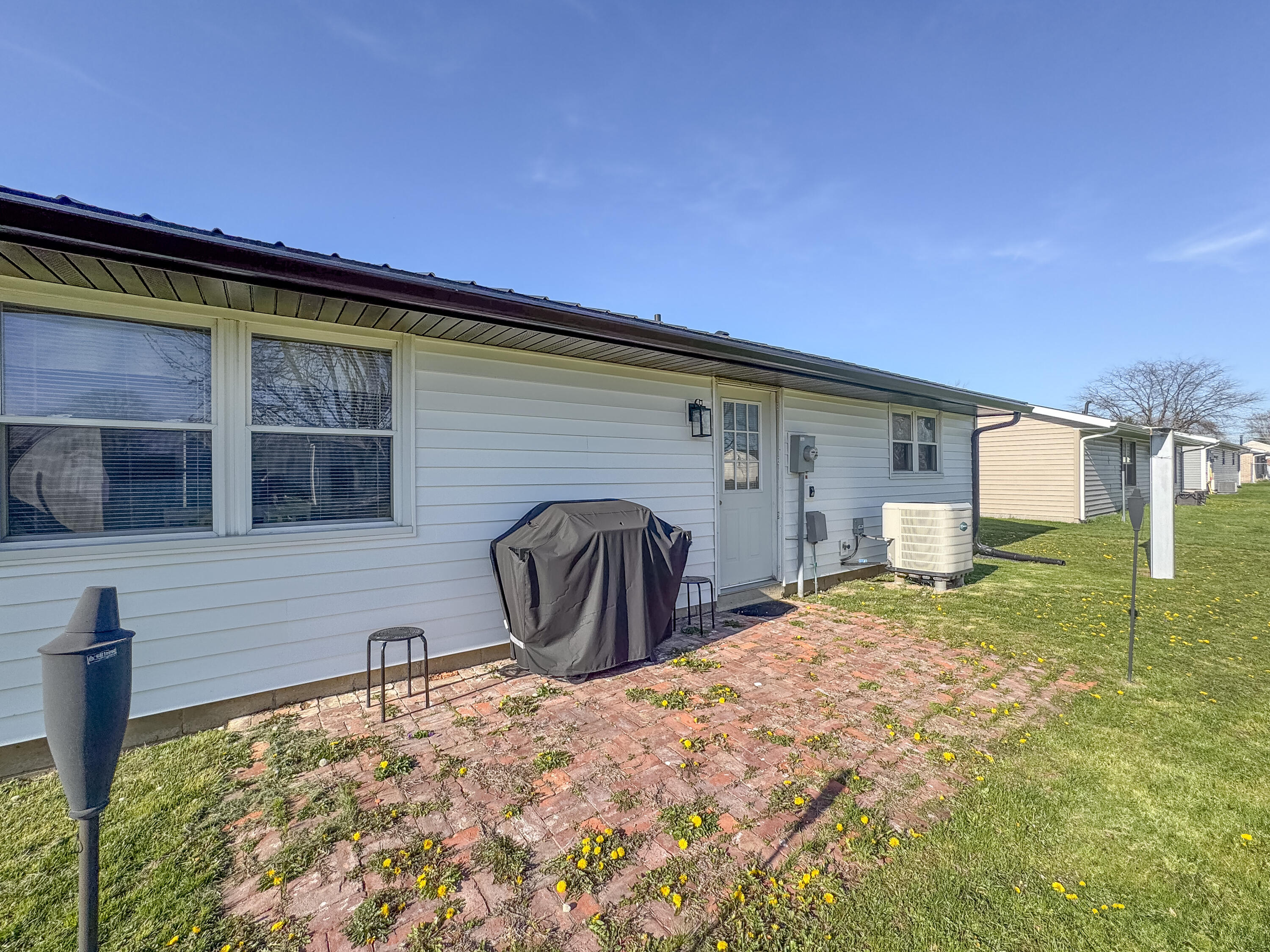617 Jackson Street, Jackson Center, Ohio 45334
