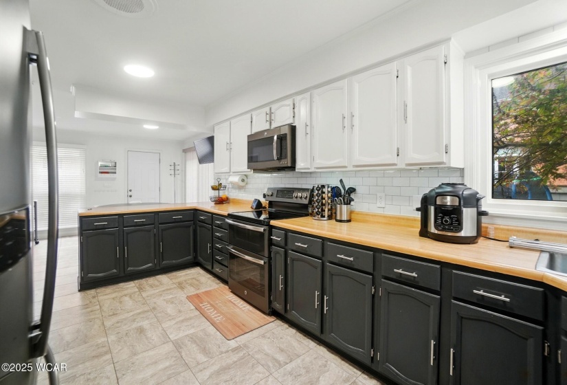 6 Sheffield Lane, Lima, Ohio, 3 Bedrooms Bedrooms, ,2 BathroomsBathrooms,Residential,For Sale,Sheffield,306918