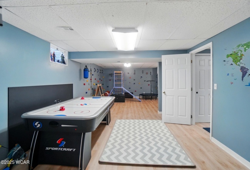 6 Sheffield Lane, Lima, Ohio, 3 Bedrooms Bedrooms, ,2 BathroomsBathrooms,Residential,For Sale,Sheffield,306918