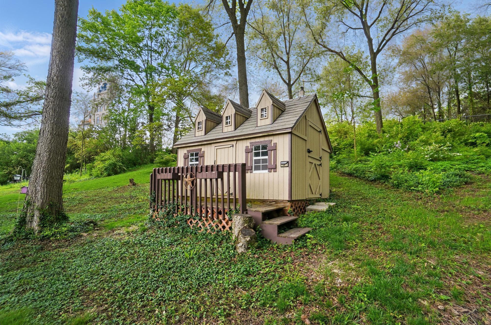 2642 Kilkenny Court, Springfield, Ohio 45503
