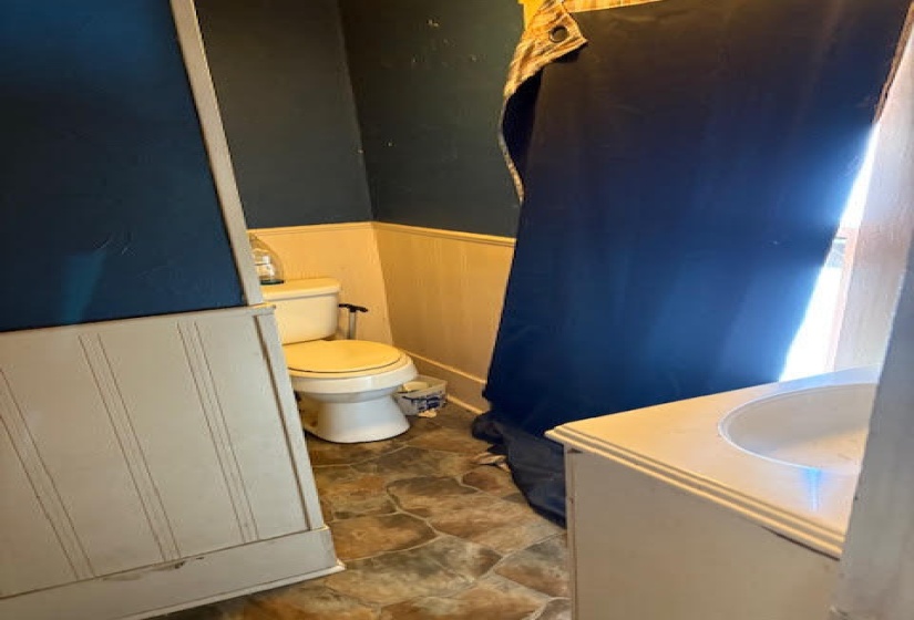 bathroom - Copy - Copy
