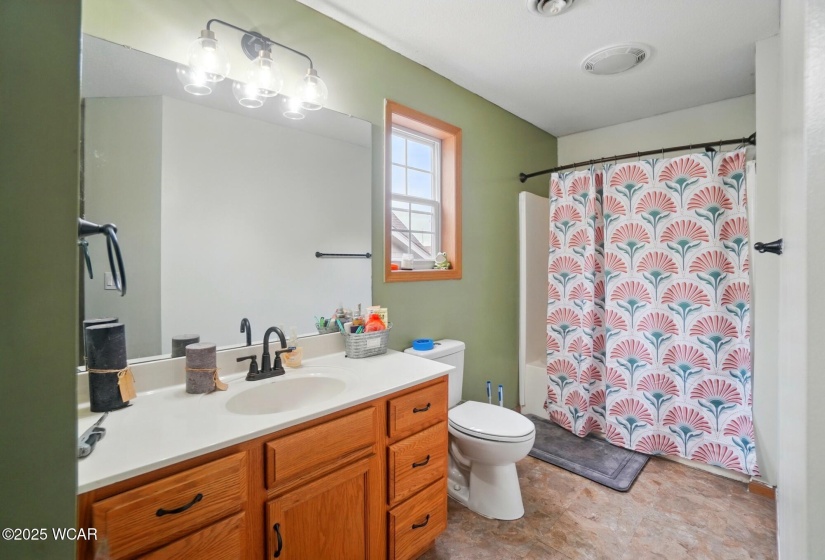 1820 Bishop Lane, Findlay, Ohio, 3 Bedrooms Bedrooms, ,2 BathroomsBathrooms,Residential,For Sale,Bishop,307092