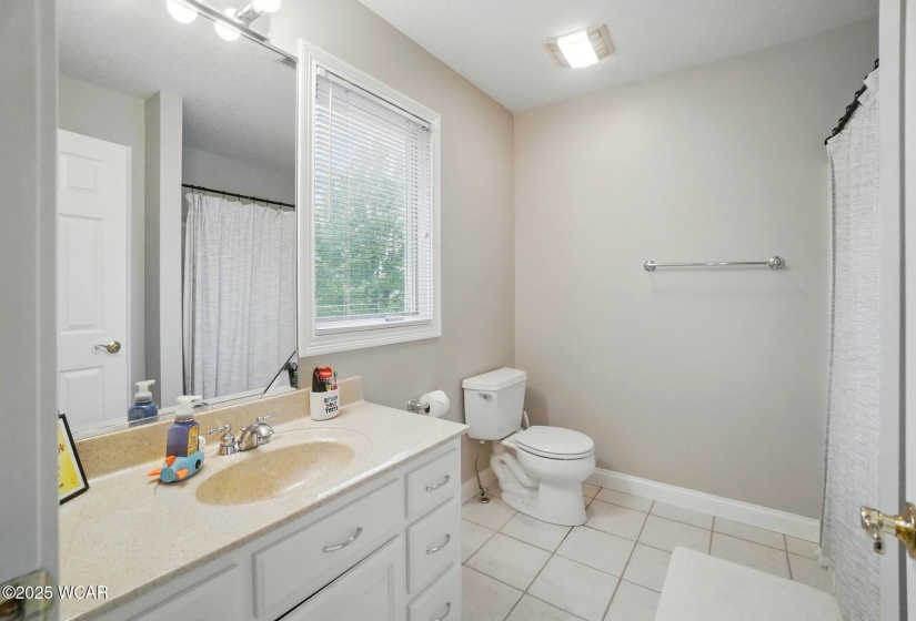 4340 Wintergreen Drive, Lima, Ohio, 4 Bedrooms Bedrooms, ,3 BathroomsBathrooms,Residential,For Sale,Wintergreen,307095