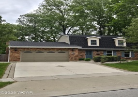 710 Royal Oak Drive, Saint Marys, Ohio, 4 Bedrooms Bedrooms, ,2 BathroomsBathrooms,Residential,For Sale,Royal Oak,307094