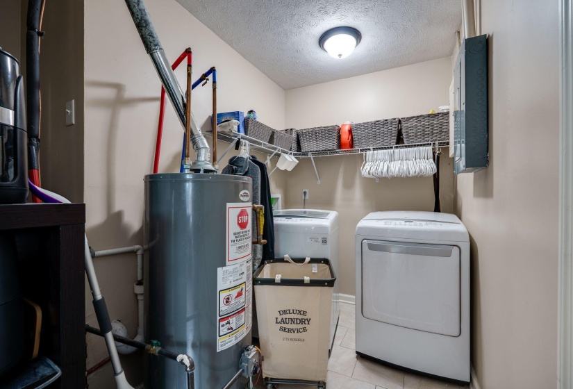 15-web-or-mls-1139-chalet-ave