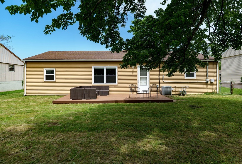 31-web-or-mls-1139-chalet-ave