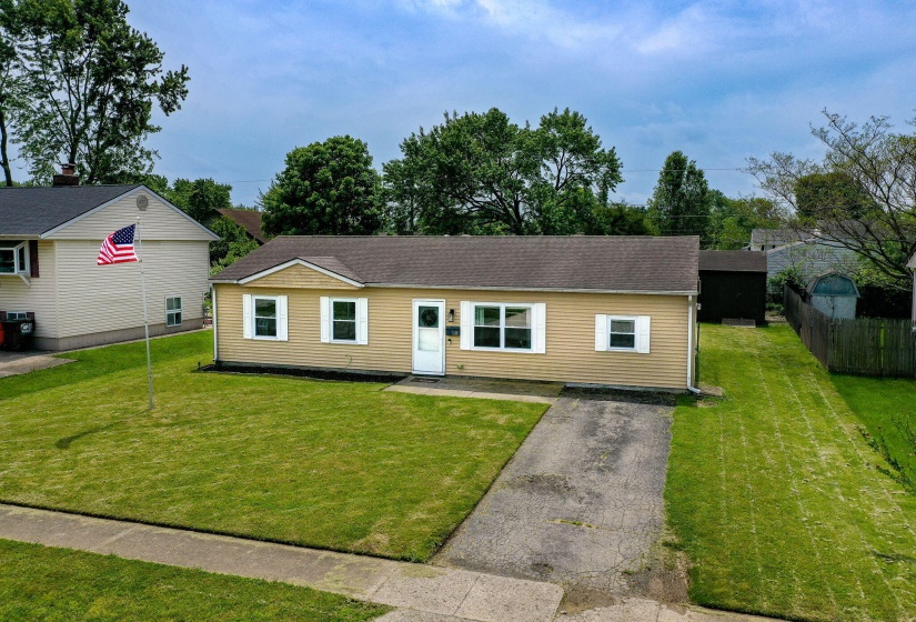 33-web-or-mls-1139-chalet-ave