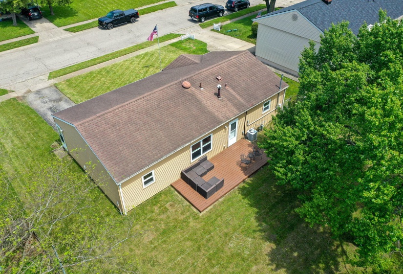 39-web-or-mls-1139-chalet-ave