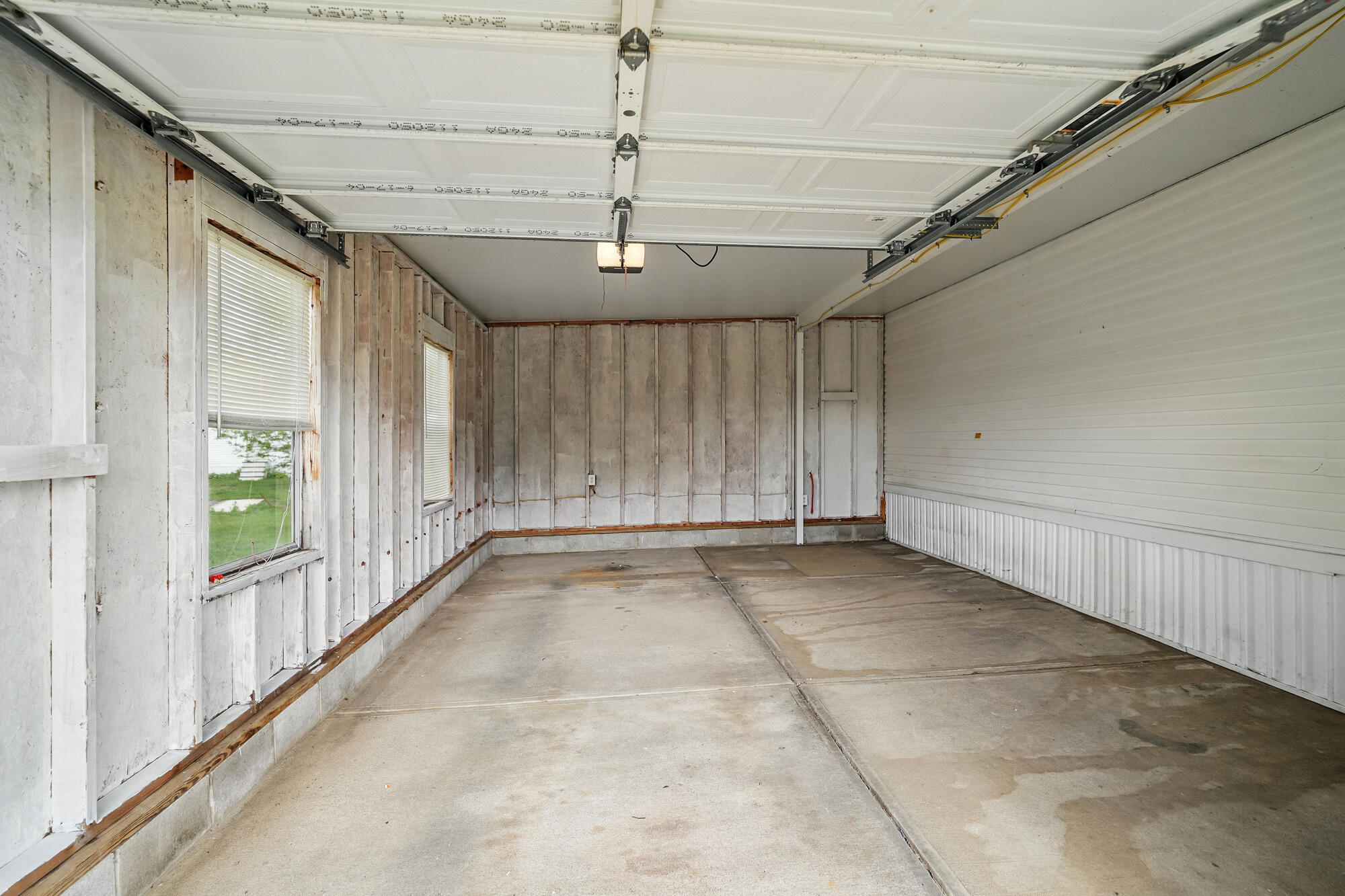 17 Sunset Drive, Springfield, Ohio 45504