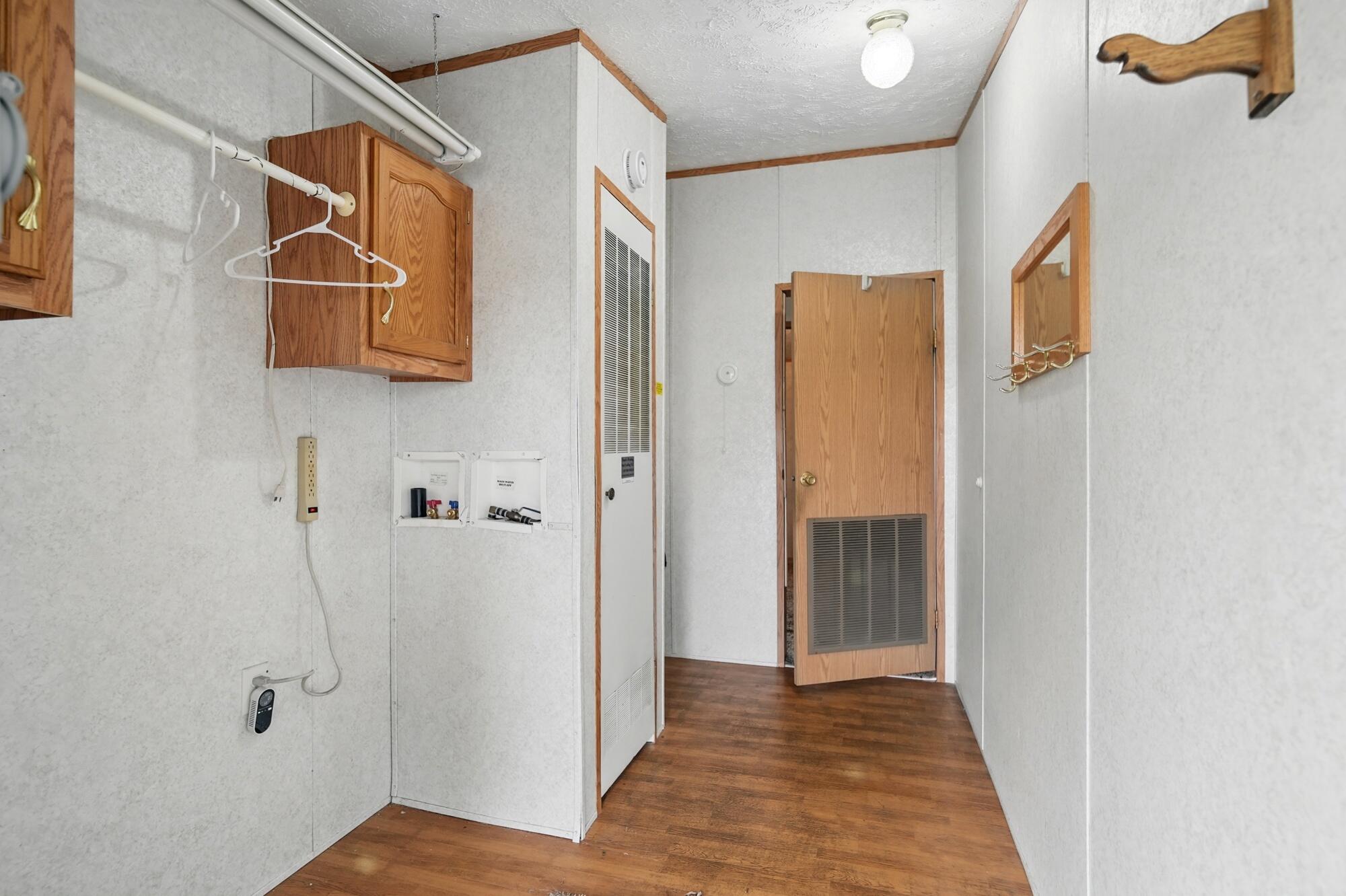 17 Sunset Drive, Springfield, Ohio 45504