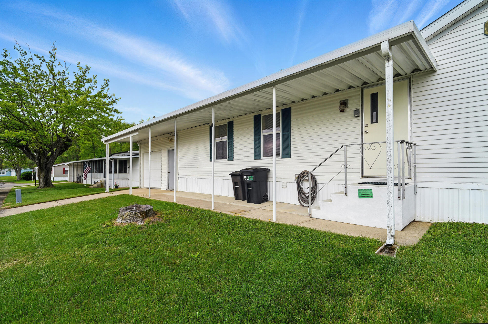 17 Sunset Drive, Springfield, Ohio 45504