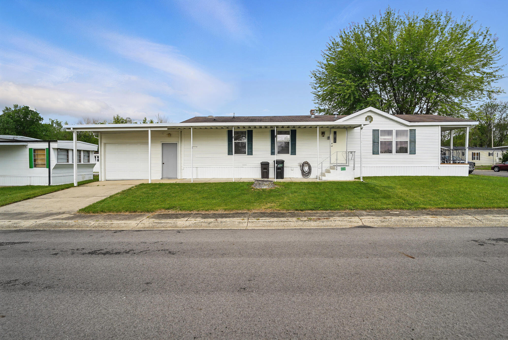 17 Sunset Drive, Springfield, Ohio 45504