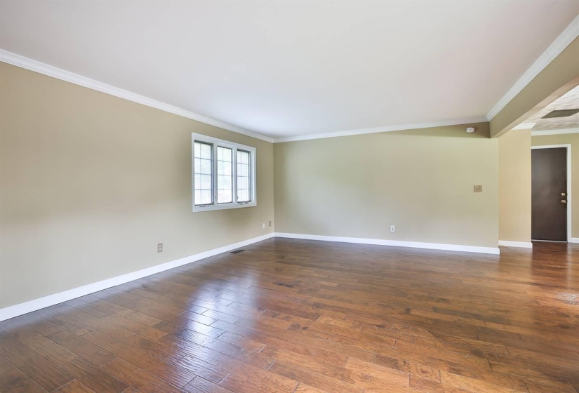 009-Family-Room