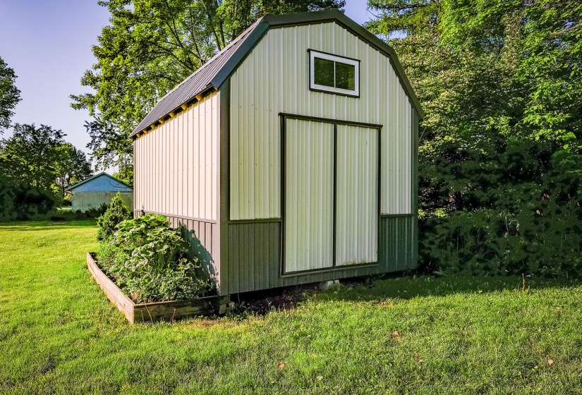 shed