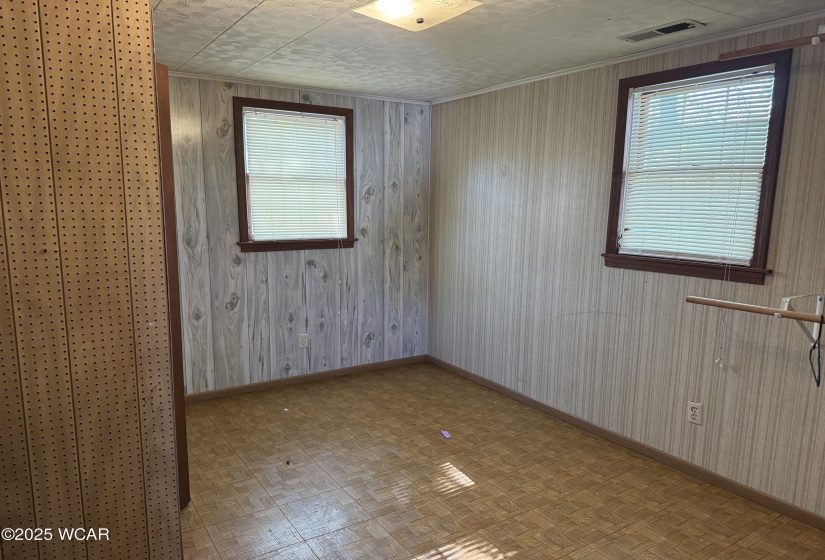639 Cortlandt Avenue, Lima, Ohio, 5 Bedrooms Bedrooms, ,2 BathroomsBathrooms,Residential,For Sale,Cortlandt,307097