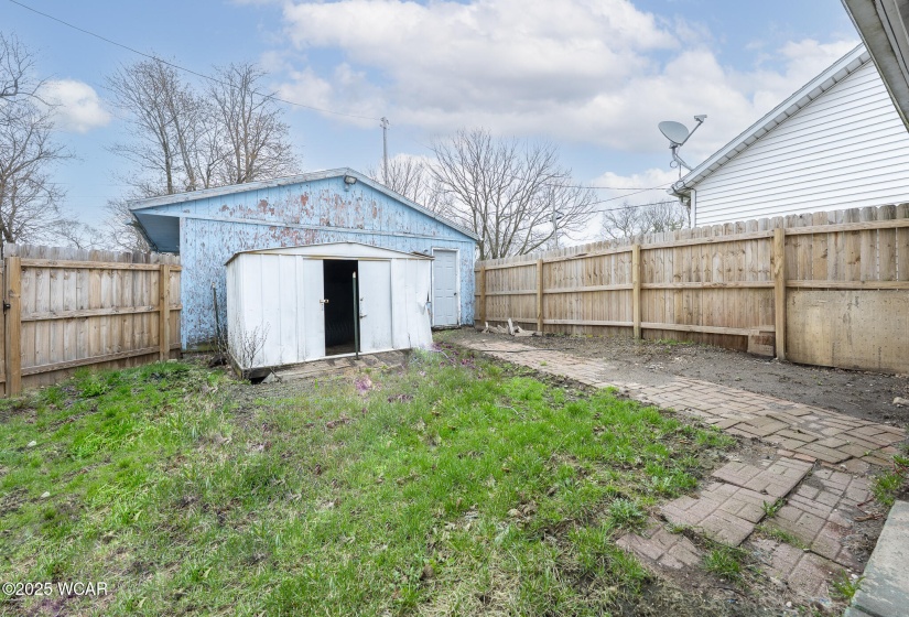 209 Auburn Avenue, Bellefontaine, Ohio, 3 Bedrooms Bedrooms, ,1 BathroomBathrooms,Residential,For Sale,Auburn,306640