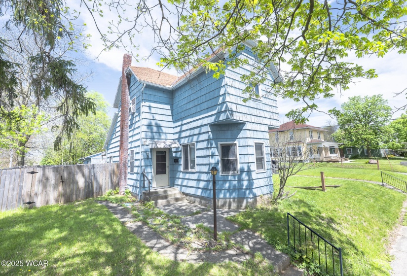 209 Auburn Avenue, Bellefontaine, Ohio, 3 Bedrooms Bedrooms, ,1 BathroomBathrooms,Residential,For Sale,Auburn,306640