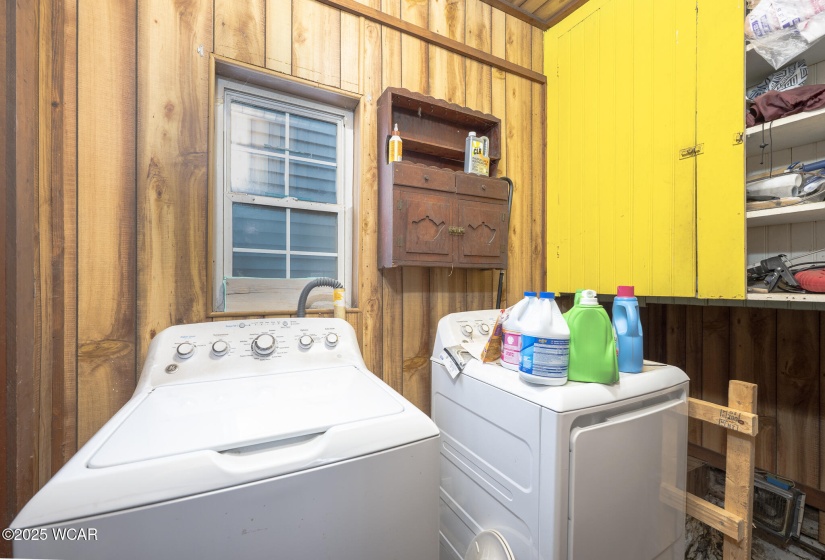 209 Auburn Avenue, Bellefontaine, Ohio, 3 Bedrooms Bedrooms, ,1 BathroomBathrooms,Residential,For Sale,Auburn,306640