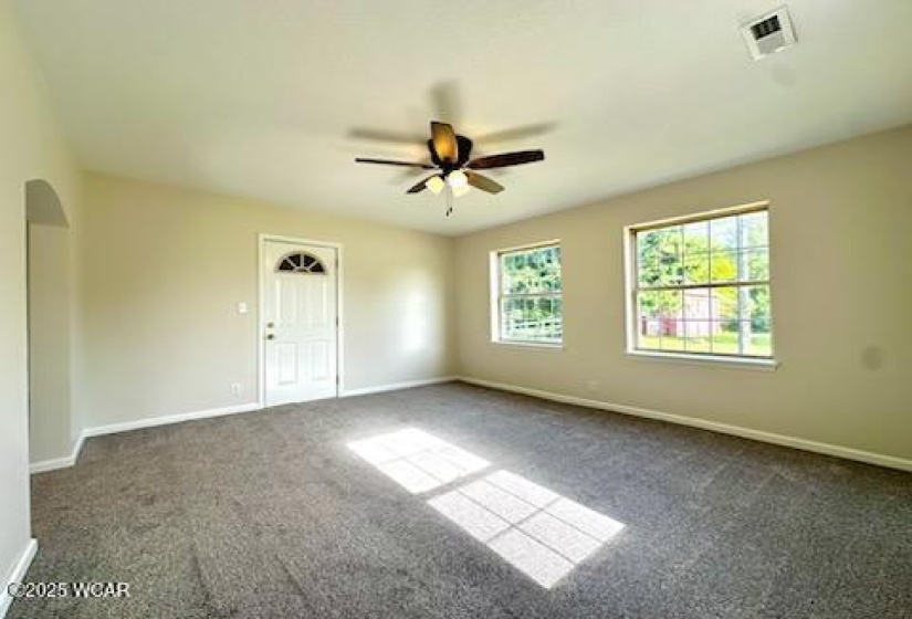 865 4th Street, Lima, Ohio, 3 Bedrooms Bedrooms, ,2 BathroomsBathrooms,Residential,For Sale,4th,307098