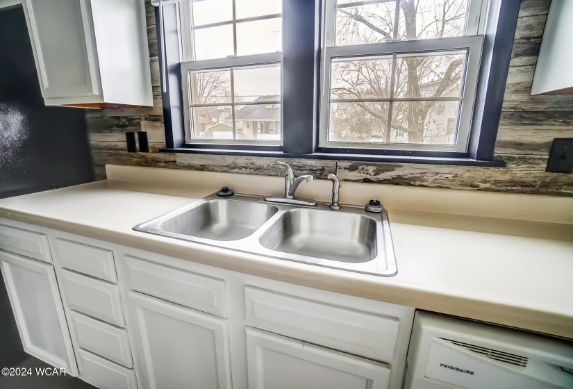 221 Cherry Street, Paulding, Ohio, 3 Bedrooms Bedrooms, ,1 BathroomBathrooms,Residential,For Sale,Cherry,305897