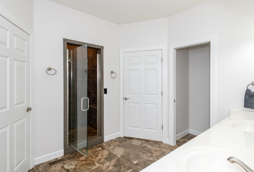 4559 Baker Rd 32