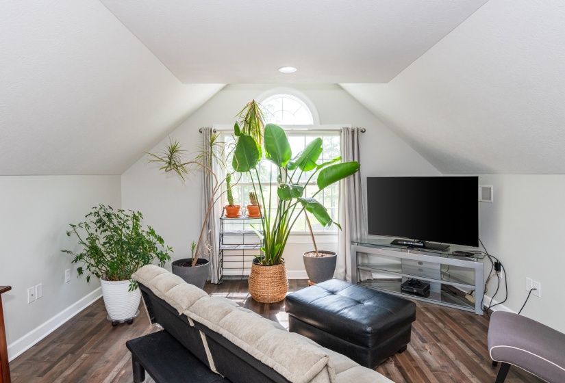 4559 Baker Rd 44