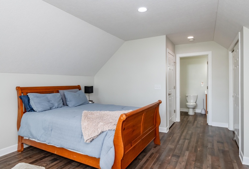4559 Baker Rd 45