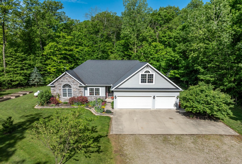 4559 Baker Rd AIR 14