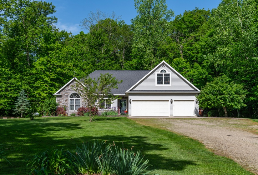 4559 Baker Rd 12
