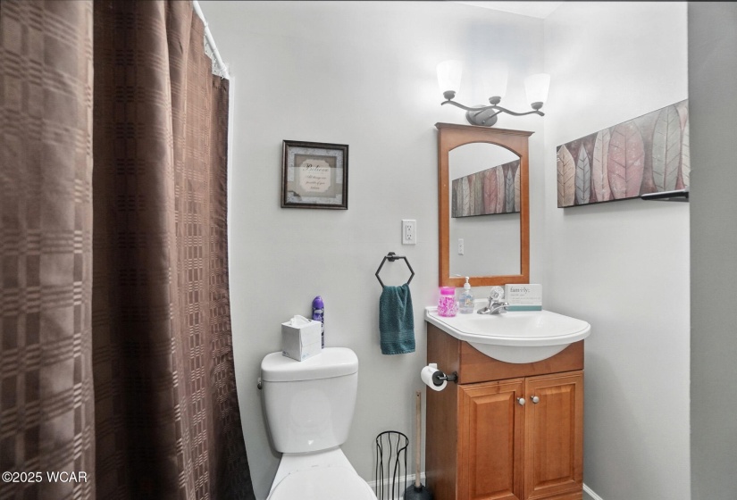 2911 Lakewood Avenue, Lima, Ohio, 3 Bedrooms Bedrooms, ,1 BathroomBathrooms,Residential,For Sale,Lakewood,307113