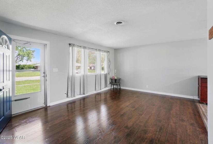 2911 Lakewood Avenue, Lima, Ohio, 3 Bedrooms Bedrooms, ,1 BathroomBathrooms,Residential,For Sale,Lakewood,307113