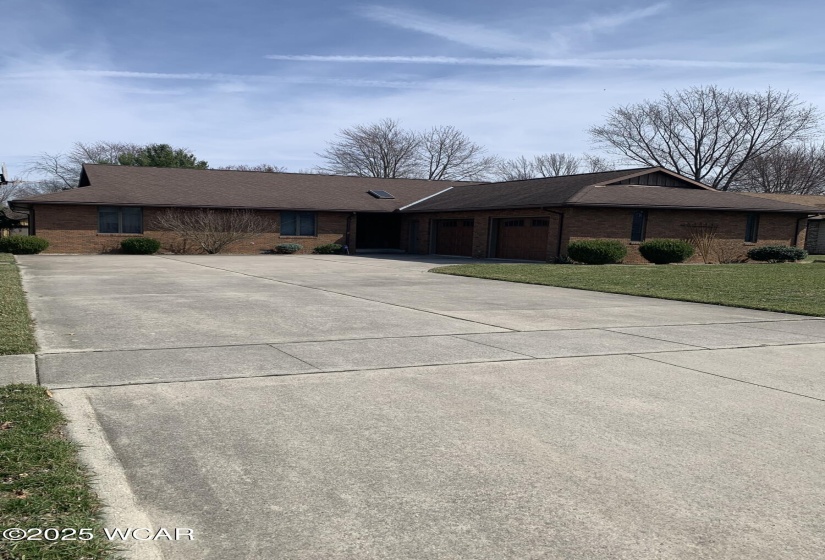 1300 Woodworth Dr Drive, Findlay, Ohio, 3 Bedrooms Bedrooms, ,2 BathroomsBathrooms,Residential,For Sale,Woodworth Dr,307114